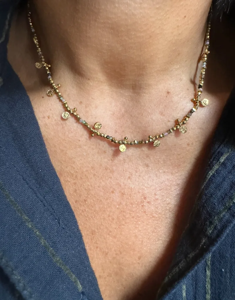 Collier Ernest pierre naturelle (vert,mordore, rose)