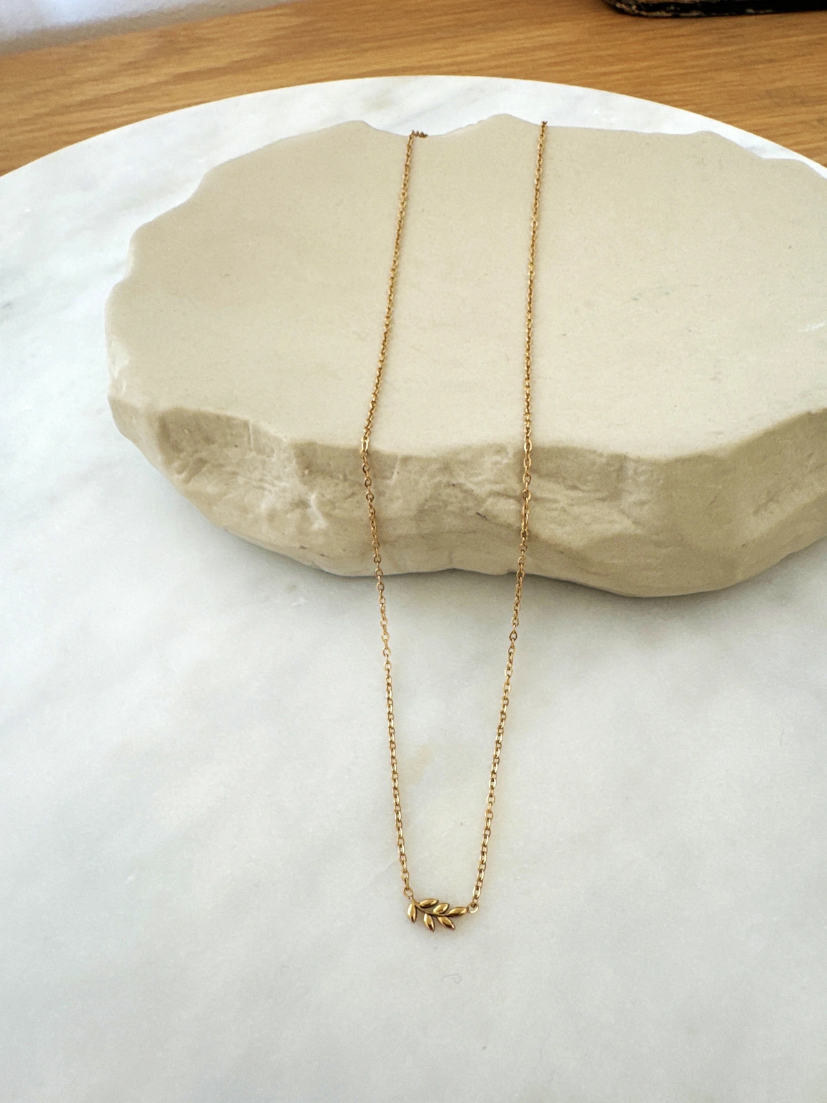 Collier Laurie