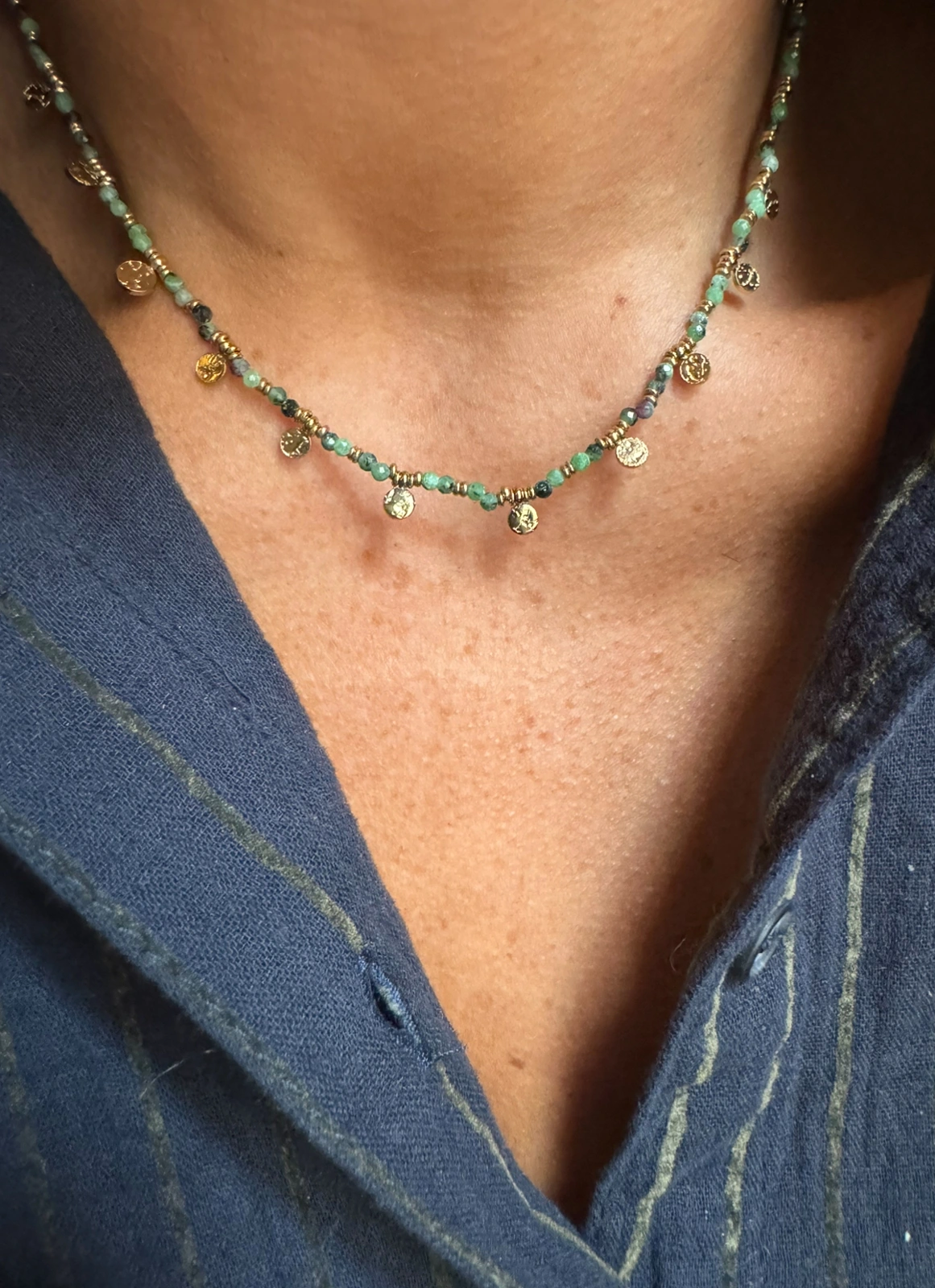 Collier Ernest pierre naturelle (vert,mordore, rose)