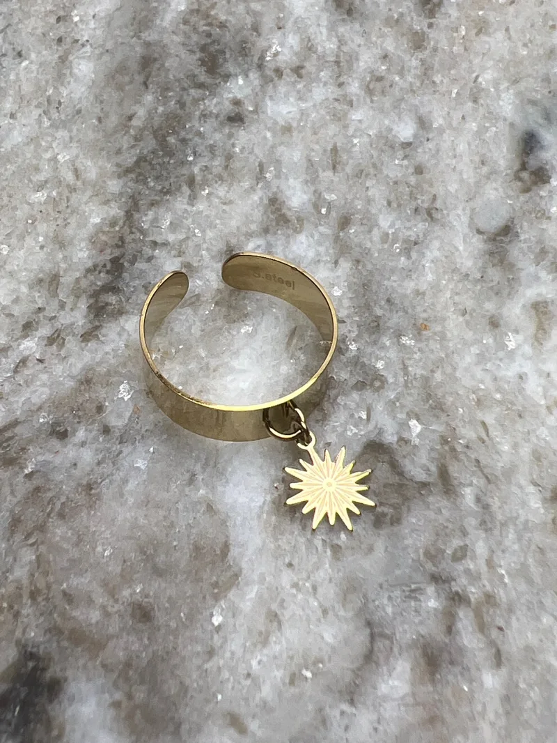 Bague ajustable Soleil (argentée ou dorée)
