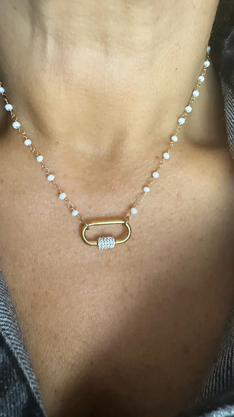 Collier Louise (noir ou blanc)