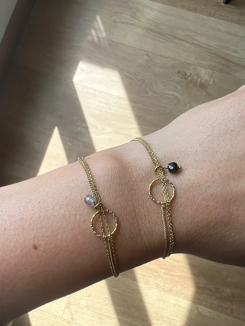 Bracelet triple dorée Adélaïde (gris, noir)