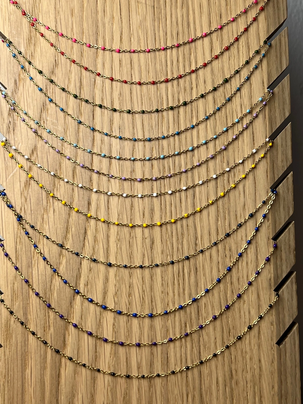 Collier Céline (blanc, noir…)