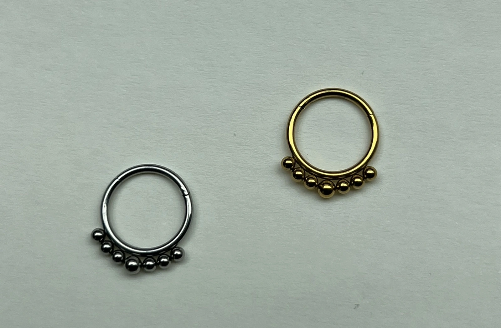 Piercing Adèle (doré ou argenté)