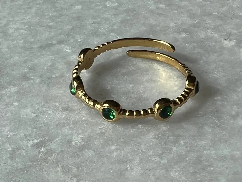 Bague ajustable pierres Astride (verte, transparente, noire)