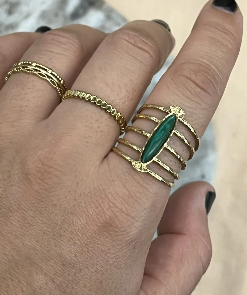 Bague ajustable Charlie (noire, nacrée, verte)