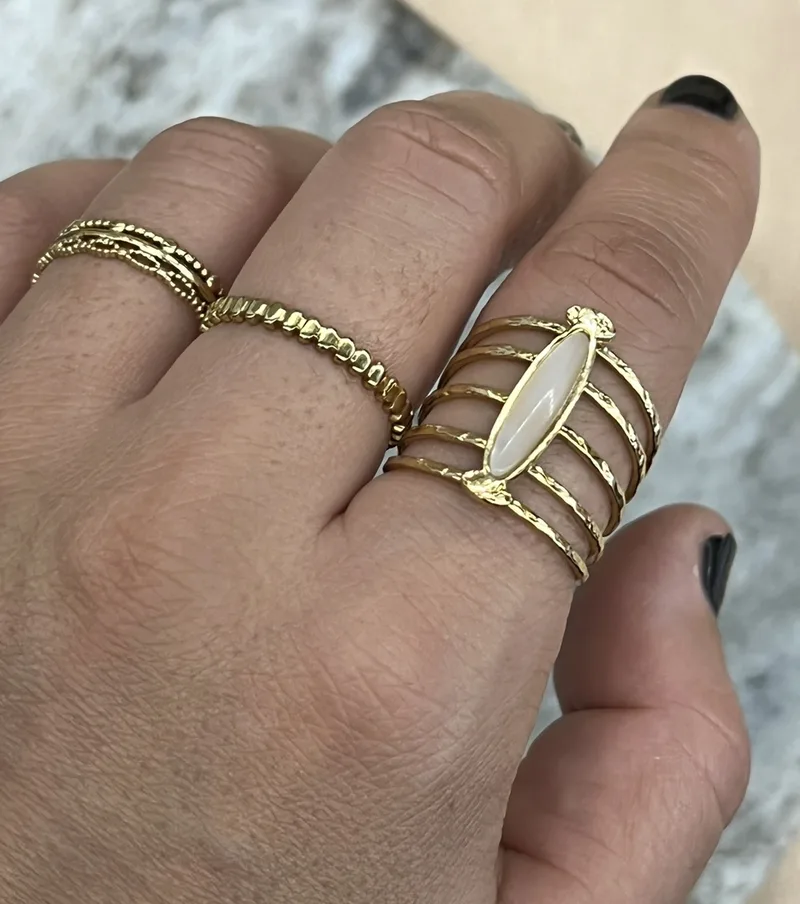Bague ajustable Charlie (noire, nacrée, verte)