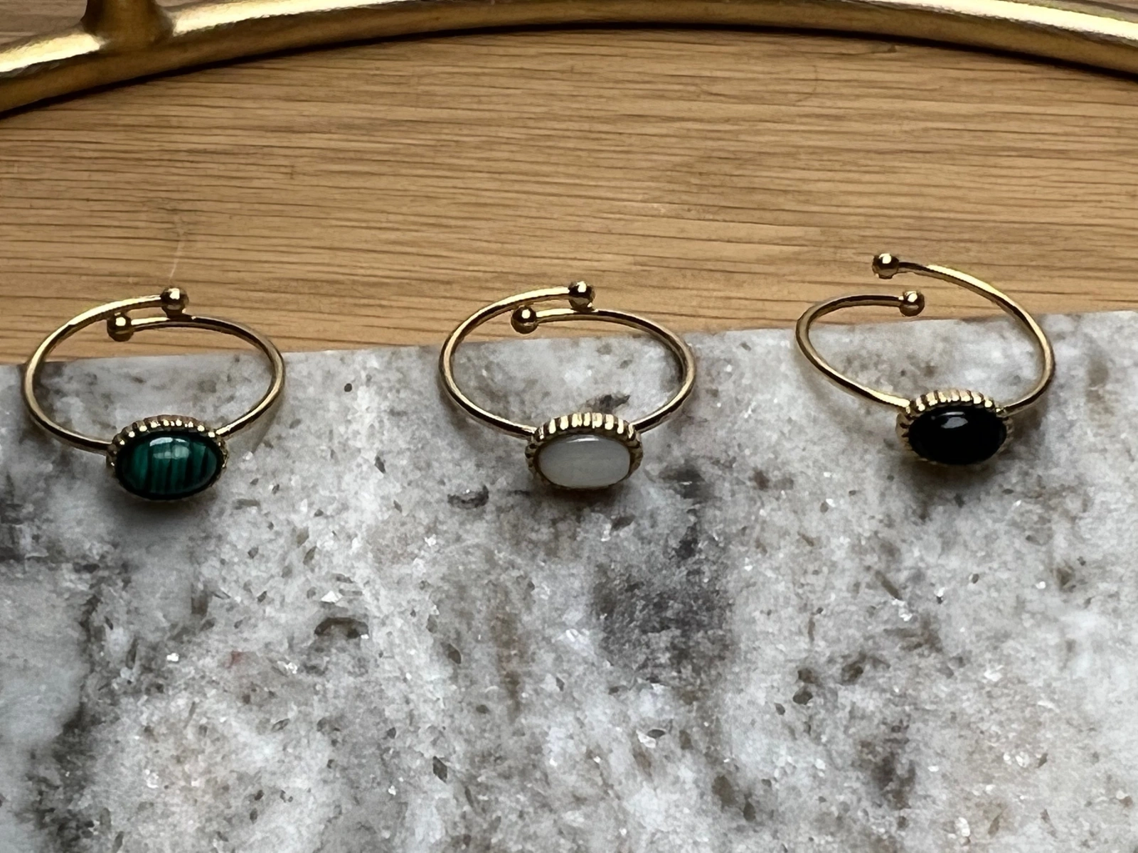Bague ajustable Candice (vert, blanche, noire)